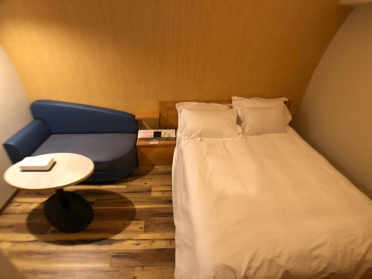 Top Hotel Yokohama Yokohama  Exteriör bild
